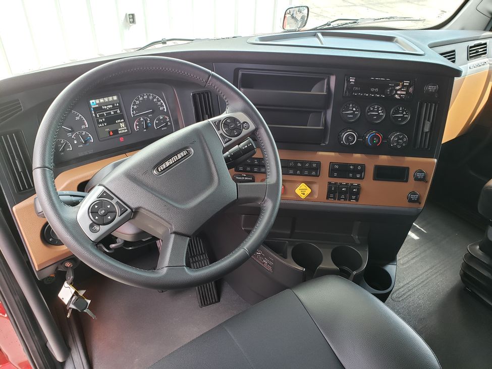 2020 Freightliner Cascadia CA126 StockNum: LJ2721 : Nebraska,Kansas,Iowa