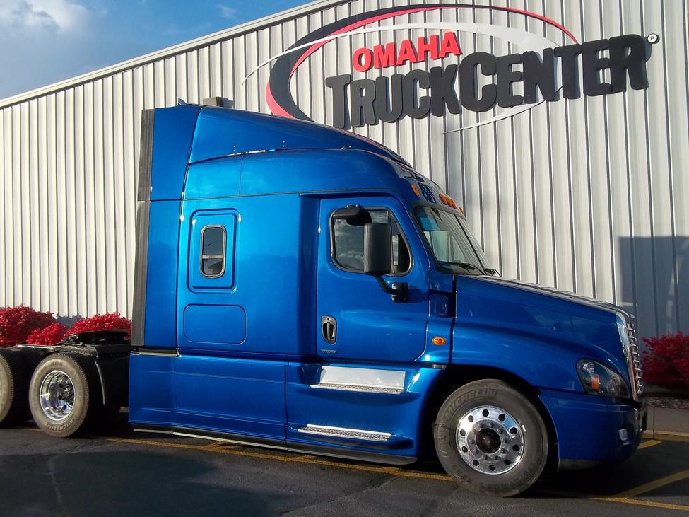 2014 Freightliner Cascadia Evolution StockNum: FW2457 ...