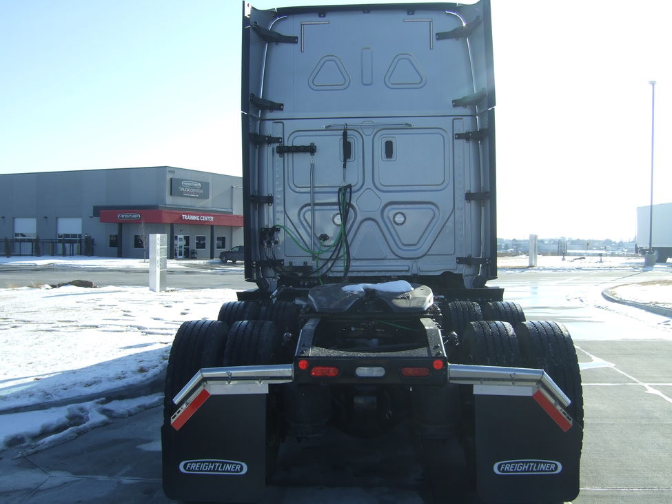 2019 Freightliner Cascadia CA126 StockNum JY5216 Nebraska Kansas Iowa