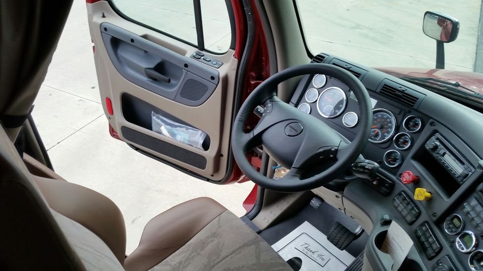 2016 Freightliner Cascadia Evolution StockNum: GV1815 : Nebraska,Kansas