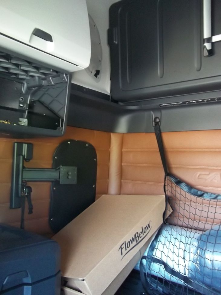 Freightliner Trucks For Sale >> 2018 Freightliner Cascadia CA126 StockNum: JS7109 ... Freightliner Trucks For Sale >> 2018 Freightliner Cascadia CA126 StockNum: JS7109 ...