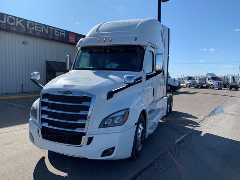 2021 Freightliner Cascadia CA126 StockNum: MD1311 : Nebraska,Kansas,Iowa