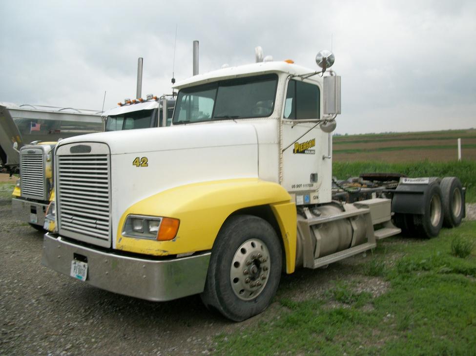 1996 Freightliner FLD FLD120 StockNum: ST7927 : Nebraska,Kansas,Iowa