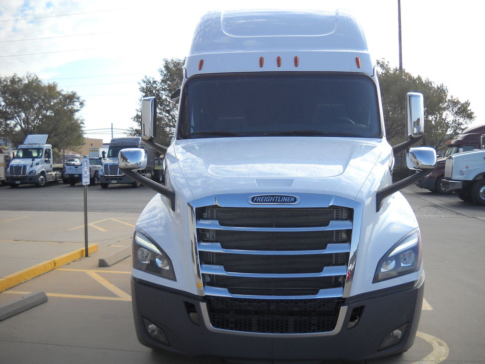 2020 Freightliner Cascadia CA126 StockNum: LR7021 : Nebraska,Kansas,Iowa
