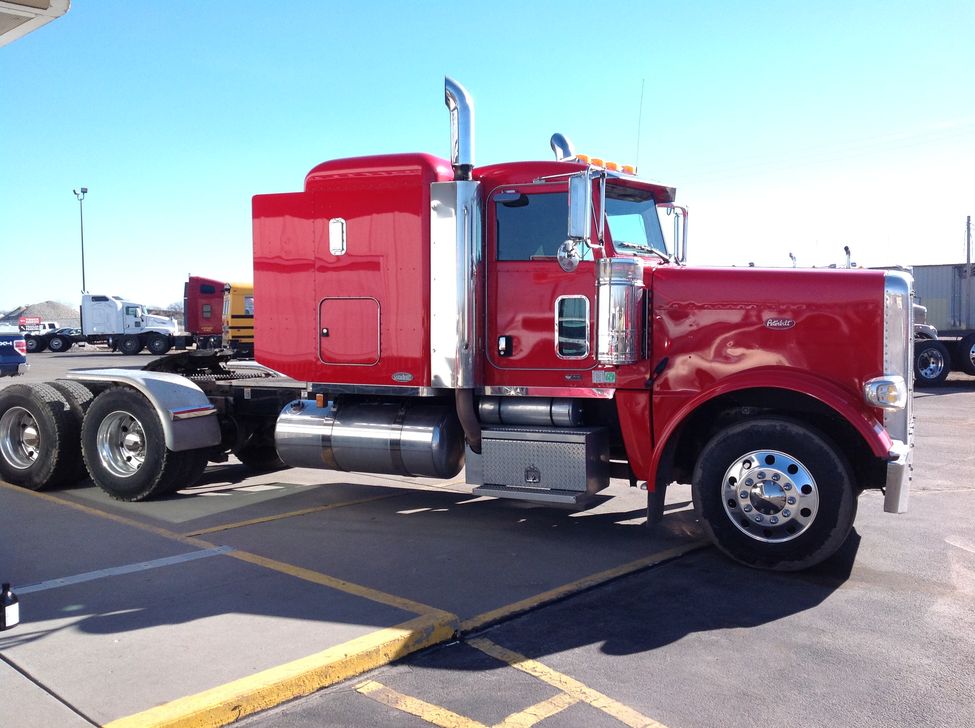 2009 Peterbilt 388 StockNum: OG4156 : Nebraska,Kansas,Iowa