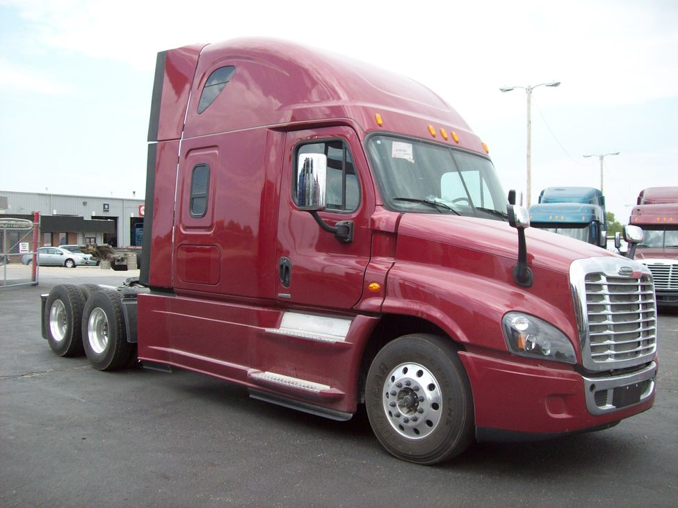 2015 Freightliner Cascadia >> 2015 Freightliner Cascadia Evolution StockNum: GJ8185 : Nebraska,Kansas,Iowa 2015 Freightliner Cascadia >> 2015 Freightliner Cascadia Evolution StockNum: GJ8185 : Nebraska,Kansas,Iowa